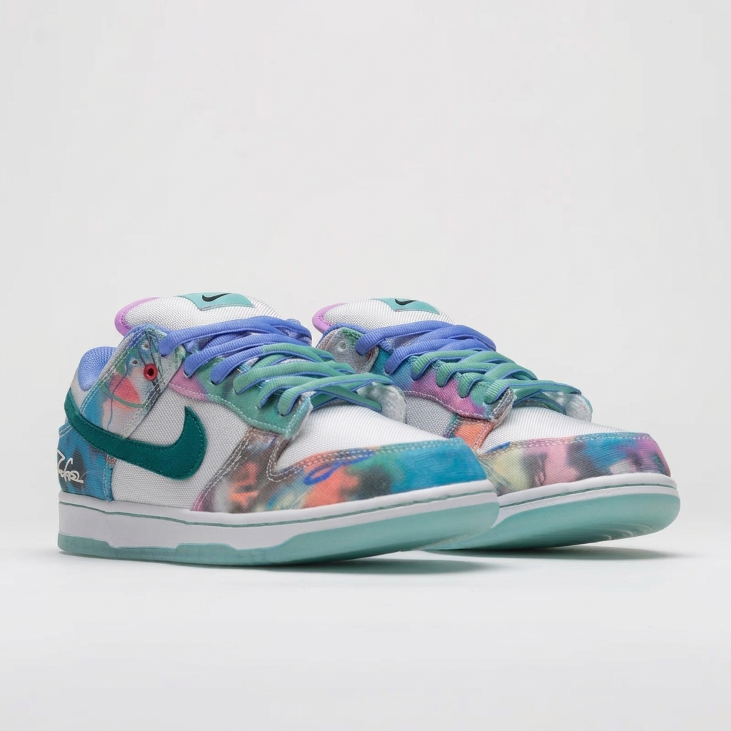Nike SB Dunk Low Futura Laboratories