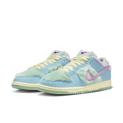 Nike Dunk Low Easter