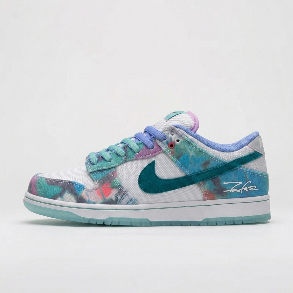 Nike SB Dunk Low Futura Laboratories