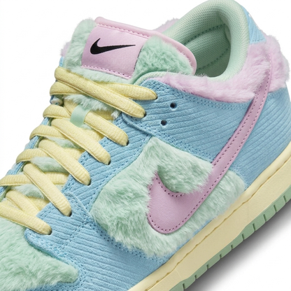 Nike Dunk Low Easter