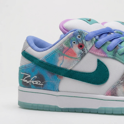 Nike SB Dunk Low Futura Laboratories